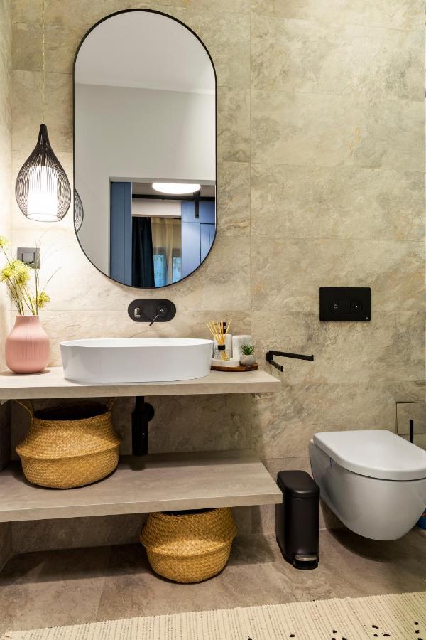 Апартаменты Tova Pearl Ultracentral - Romana Square Subway Бухарест Экстерьер фото